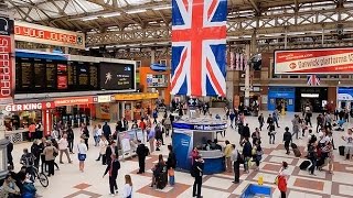 A Walk Through The London Victoria Station London England [upl. by Zingg144]